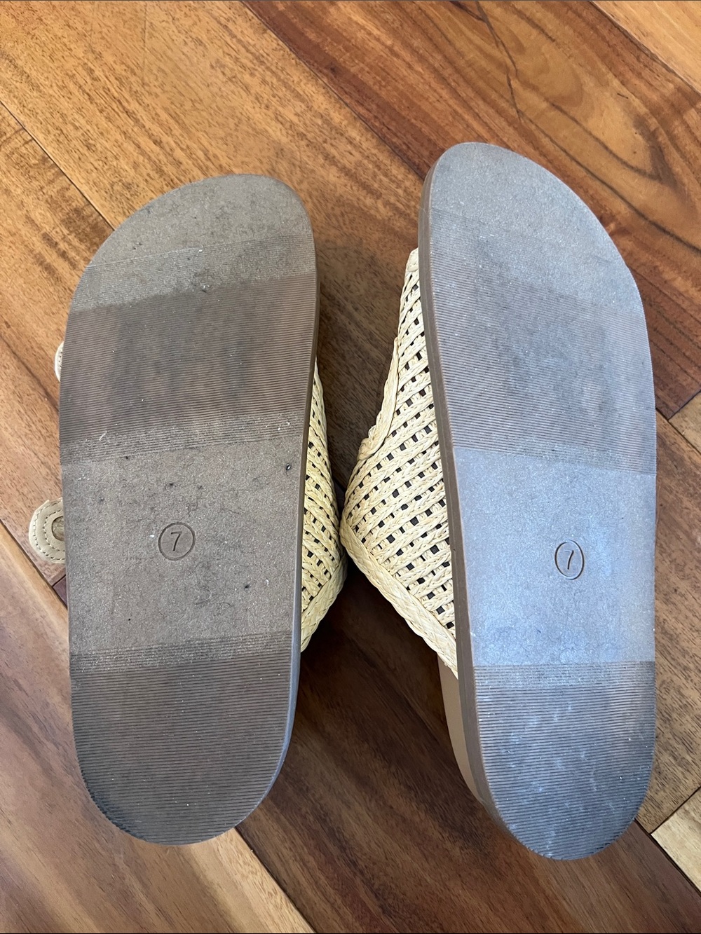 Universal Thread - Collin Sandals - Picture 5 of 6